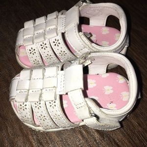 Size 2 girls Wonder Land sandals